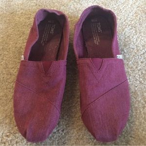 Toms burgundy-women’s size 10